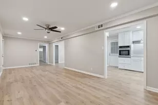 1407 Robin Dr, Sherman, TX 75092 - Photo 5