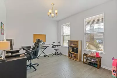 125 Kirwin Drive, Fort Worth, TX 76131 - Photo 5