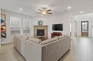 125 Kirwin Dr, Fort Worth, TX 76131 - Photo 7