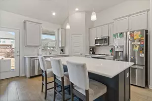 125 Kirwin Dr, Fort Worth, TX 76131 - Photo 9