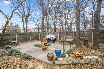 2608 Royal Lane, Granbury, TX 76049 - Photo 35