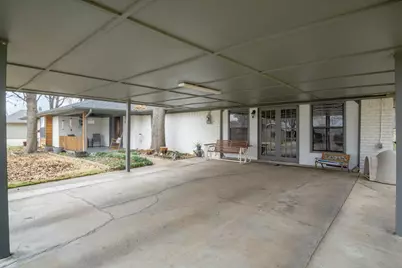 2608 Royal Lane, Granbury, TX 76049 - Photo 31