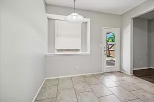 3933 Parkhaven Dr, Denton, TX 76210 - Photo 9