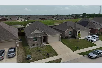 124 Wyndemere Lane, Princeton, TX 75407 - Photo 7