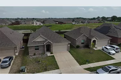 124 Wyndemere Lane, Princeton, TX 75407 - Photo 3