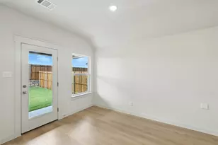 104 John Laurens Dr, Venus, TX 76084 - Photo 9