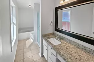 2042 Lake Trail Dr, Heartland, TX 75126 - Photo 7