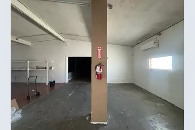 301 SE 14th Street, Grand Prairie, TX 75051 - Photo 21