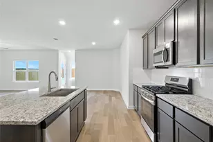 604 Martell Rd, Lowry Crossing, TX 75069 - Photo 5