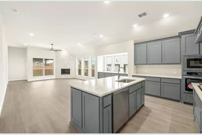 210 Shawnee Trail, Alvarado, TX 76009 - Photo 9