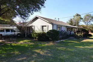 142 County Road 1591 Rd, Alvord, TX 76225 - Photo 5