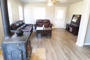 142 County Road 1591 Rd, Alvord, TX 76225 - Photo 9