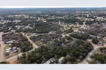 910 Scenic Drive, Granbury, TX 76048 - Photo 7