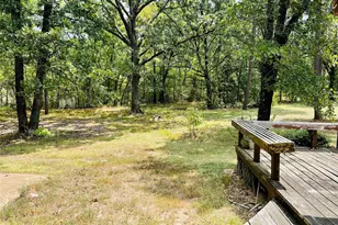 87 County Rd 35920, Powderly, TX 75473 - Photo 9