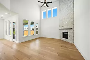 526 Red Barn Dr, Van Alstyne, TX 75495 - Photo 11