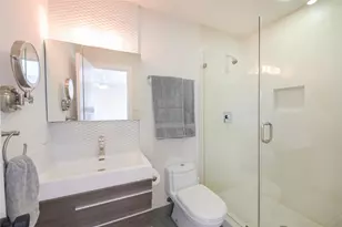 6956 Meadowbriar Ln, Dallas, TX 75230 - Photo 23