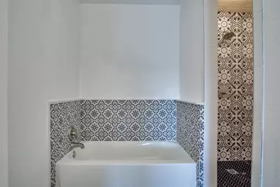 104 Buffalo Court, Runaway Bay, TX 76426 - Photo 15