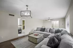 1932 Morningside Dr, Garland, TX 75042 - Photo 9