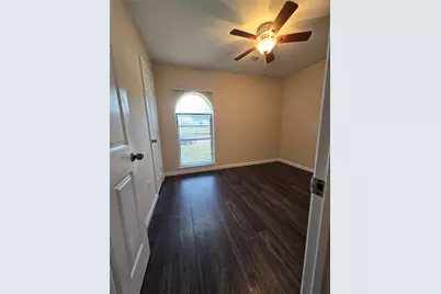 1121 Sam Houston Drive, Garland, TX 75042 - Photo 27