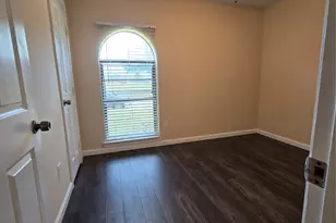1121 Sam Houston Dr, Garland, TX 75042 - Photo 27