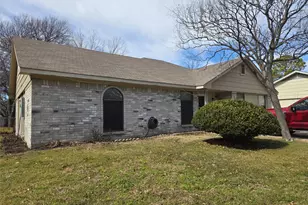 1121 Sam Houston Dr, Garland, TX 75042 - Photo 1