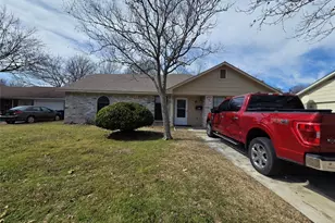 1121 Sam Houston Dr, Garland, TX 75042 - Photo 3