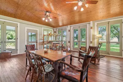 405 W Clifton Street, Pilot Point, TX 76258 - Photo 19