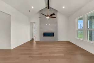 1305 Green Ridge Dr, Weatherford, TX 76085 - Photo 11