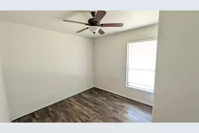 409 Giles Street, Mineola, TX 75773 - Photo 5