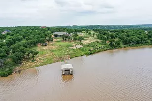 133 Sunset Bay Pointe Ct, Chico, TX 76431 - Photo 5