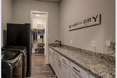 133 Sunset Bay Pointe Court, Chico, TX 76431 - Photo 17