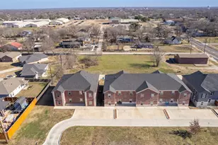 2301 Abilene St, Greenville, TX 75401 - Photo 3