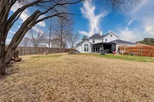 2702 Kingsbury Dr, Garland, TX 75040 - Photo 35