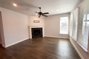 2221 Laguna Dr, Rowlett, TX 75088 - Photo 3