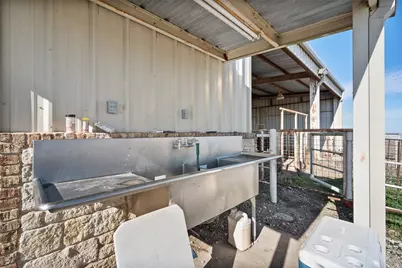 17300 County Road 4110, Frost, TX 76641 - Photo 27
