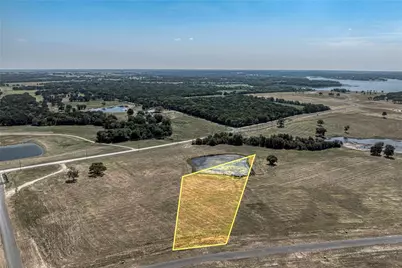 245 Sailview Court, Honey Grove, TX 75446 - Photo 9