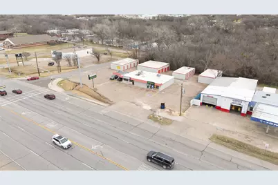 210 N Broadway Street, Joshua, TX 76058 - Photo 9