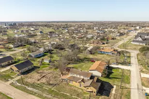 306 E Adams St, Itasca, TX 76055 - Photo 29