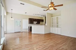 813 Hunters Glen Trail, Fort Worth, TX 76120 - Photo 17