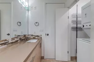 1505 Elm St, Dallas, TX 75201 - Photo 17