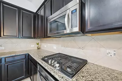 3208 Knoll Pines Road, Denton, TX 76208 - Photo 5