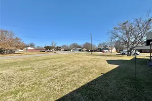 704 Shady Grove Ct, Granbury, TX 76049 - Photo 25