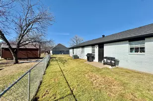 704 Shady Grove Ct, Granbury, TX 76049 - Photo 21