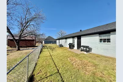 704 Shady Grove Court, Granbury, TX 76049 - Photo 21