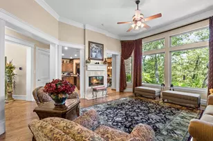 10072 Bluffview Cir, Pilot Point, TX 76258 - Photo 3