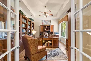 10072 Bluffview Cir, Pilot Point, TX 76258 - Photo 7