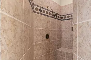 10072 Bluffview Cir, Pilot Point, TX 76258 - Photo 15