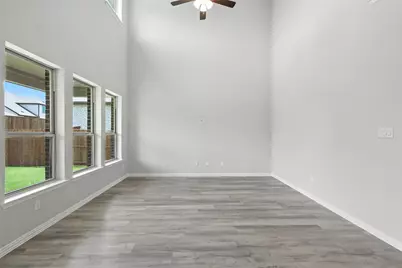 509 Hummingbird Lane, Van Alstyne, TX 75495 - Photo 11