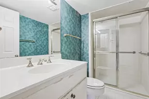 5200 Keller Springs Rd, Dallas, TX 75248 - Photo 19