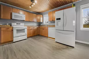 208 W County Line Rd, Royse City, TX 75189 - Photo 5